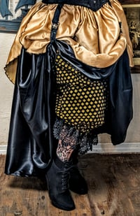 Image 3 of Lacy Bloomers in Fleur-de-lis - The Golden Hour Collection
