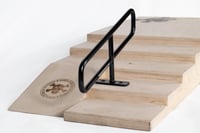 Image 1 of Round Gap to Rail