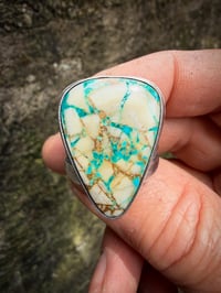 Image 4 of WL&A Handmade Old Style Heavy Ingot Gem Grade Pilot Mtn Ribbon Web Lane Splitter Ring - Size 12