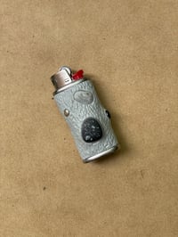 Image 2 of Beachcomber's Lighter Case (black tile, pearls, shells)