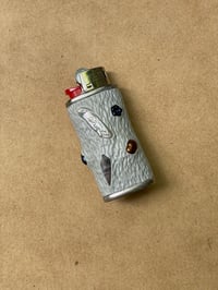 Image 3 of Beachcomber's Lighter Case (black tile, pearls, shells)