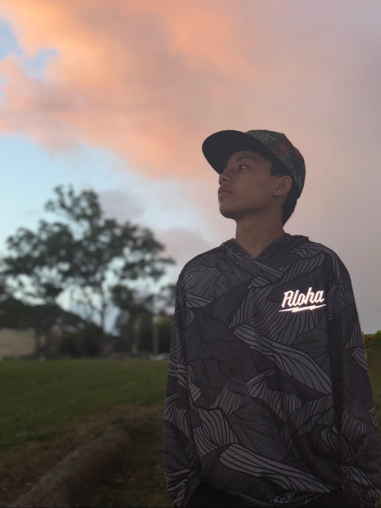 Image of MAUKA MEN'S DRI FIT HOODIE 