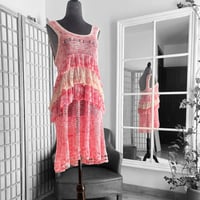 Image 4 of Vestido Rosa en Movimiento 