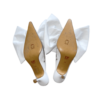Image 5 of WHITE BOW heel 39
