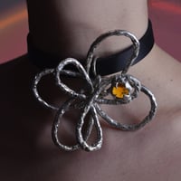 Image 2 of Metal Petal Choker (Big/Medium)