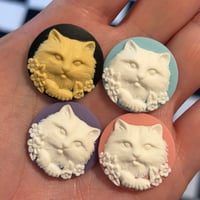 Kitty Cameo Plugs (sizes 00g-1")