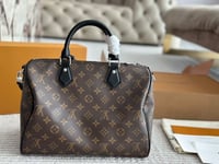 Image 5 of LV Speedy B