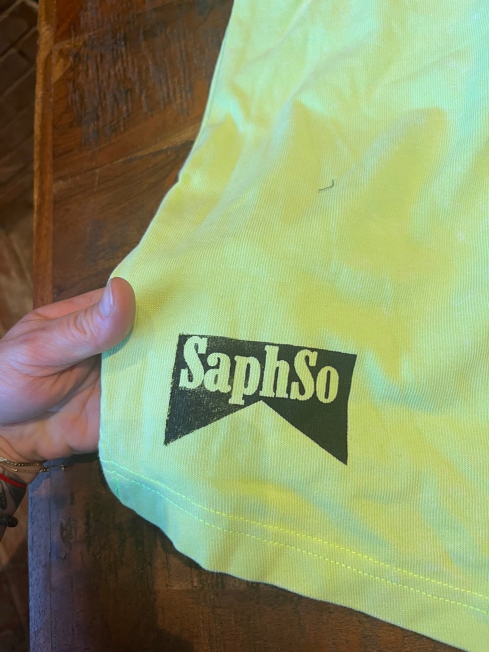 2XL NIKE NEON GREEN ACID WASH SAPHSO/MARLBORO BLACK INK