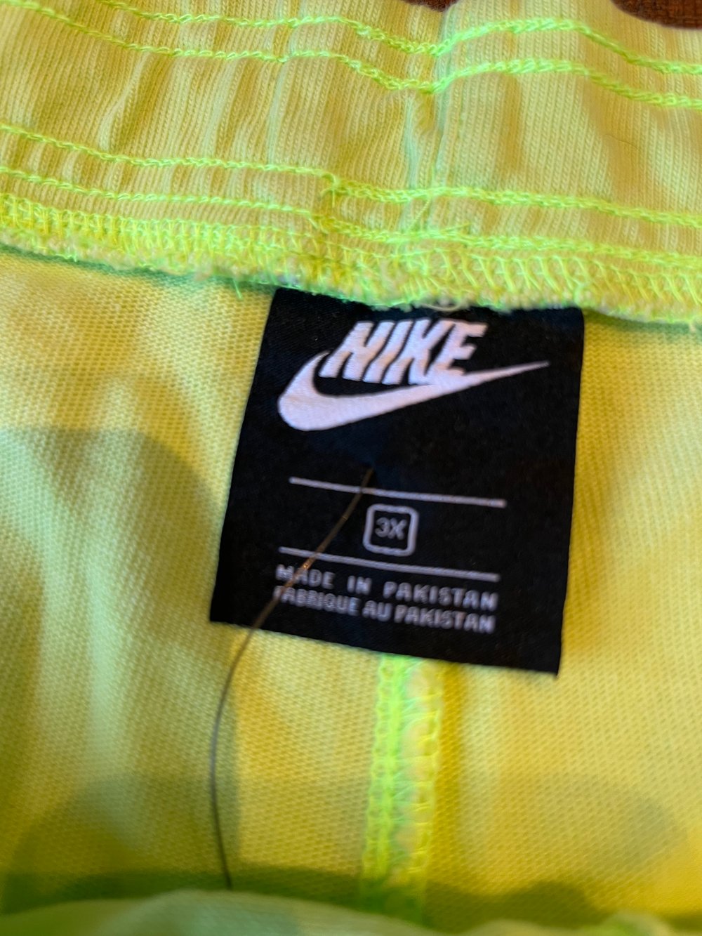 3XL NIKE NEON GREEN ACID WASH STRAPHOUSE BLACK INK