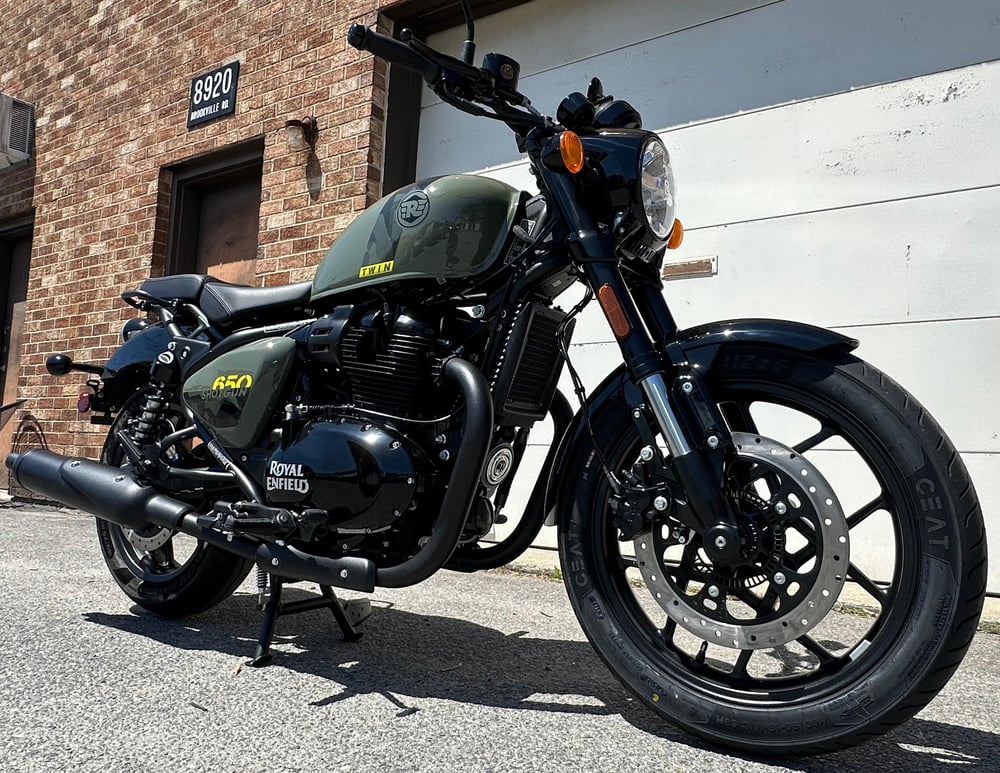 Image of 2026 Royal Enfield Shotgun 650 in Drill Green