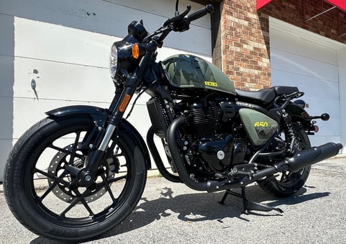 Image of 2026 Royal Enfield Shotgun 650 in Drill Green