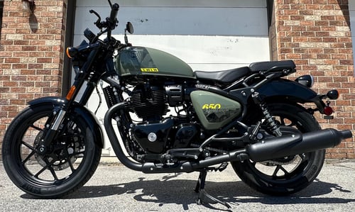 Image of 2026 Royal Enfield Shotgun 650 in Drill Green