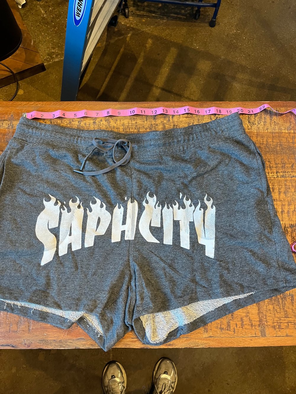 1XL GREY SAPHCITY COZY SHORTS**YT INK W LOGO TAG ON POCKET