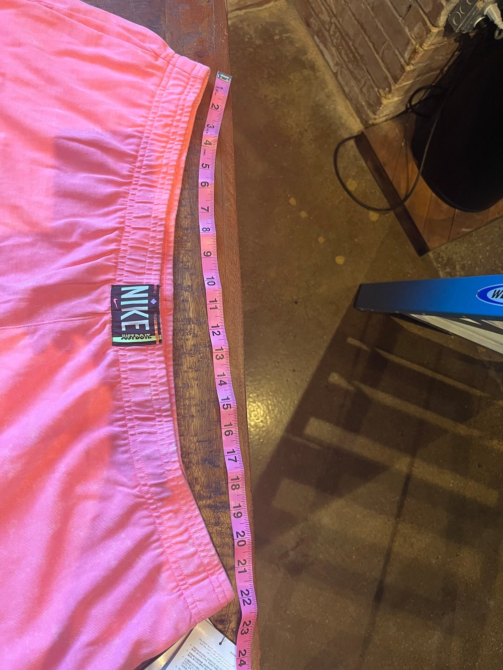 2XL NIKE NEON PINK ACID WASH CLIPPERS LOGO BLACK INK
