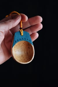 Image 3 of Hand carved sycamore caddy scoop