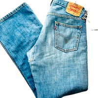 Image 1 of Men's Levis 527, Vintage 2004 Jean SZ 31/30 Low boot cut, med wash , 100% cotton 