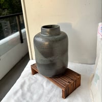 Image 3 of CLIFF VASE
