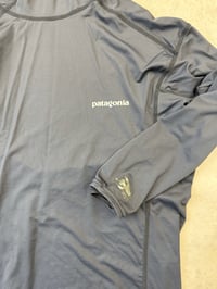 Image 4 of Patagonia RO Surf Hoody Hooded Rashguard Black Medium Mens 