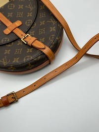 Image 12 of Louis Vuitton Chantilly MM Monogram Canvas Crossbody Bag 5