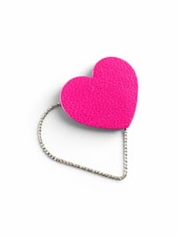 Image 1 of Broche GRAND LOVE rose fushia