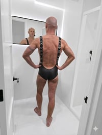 Image 3 of PULL UP SINGLET 