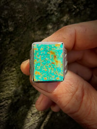 Image 5 of WL&A Handmade Heavy Ingot Spotted Gem Grade Pilot Mtn Thunderbird Ring - Size 11.5 