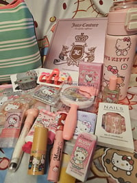 Image 3 of Juicy Couture Paradise Tote Meets Hello Kitty Bundle 