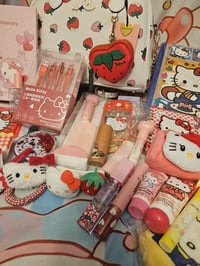 Image 4 of Juicy Couture Sweet n Juicy Meets Hello Kitty Bundle 