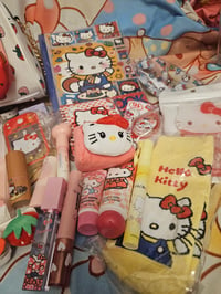Image 5 of Juicy Couture Sweet n Juicy Meets Hello Kitty Bundle 