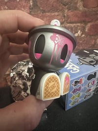 30z blind box rook x pink chase