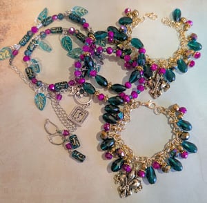 Image of JEWELRY DESTASH! ~ Colores de Mardi Gras, Assorted Jewelry LOT 6