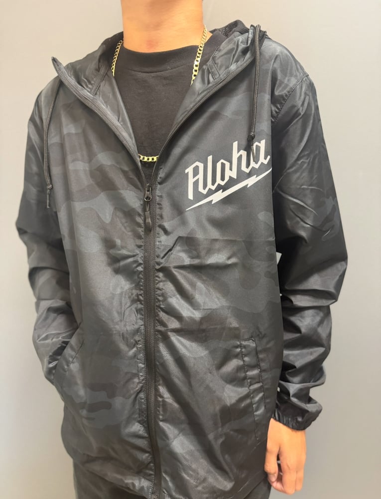 Image of ALOHA WAUKEE WINDBREAKER BLK