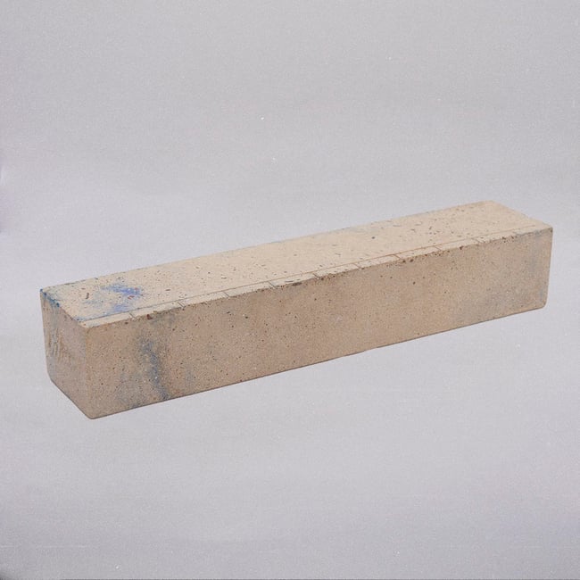 BEIGE AND BLUE LEDGE 