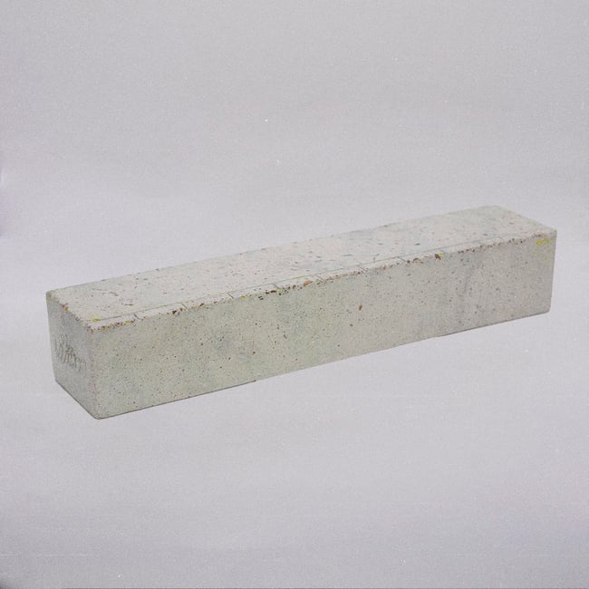 WHITE, BLACK AND YELLOW LEDGE 