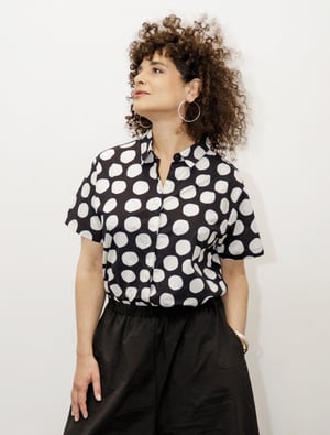 Image of Blusa círculos fondo negro by El otro tigre