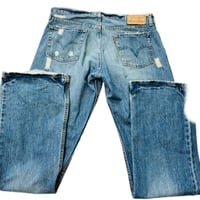 Image 8 of Men's Levi's 527 Vintage 2016 Jeans , Sz 34/ 30,  Low rise , boot cut,  100% Cotton, med wash