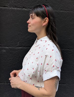 Image of Blusa estampado tulipanes