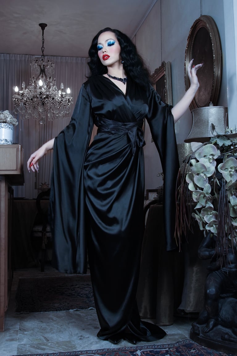Black "Super Selene" Dressing Gown   Image 5