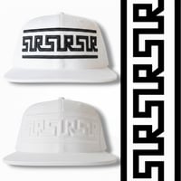 SUR FITTED HAT - White