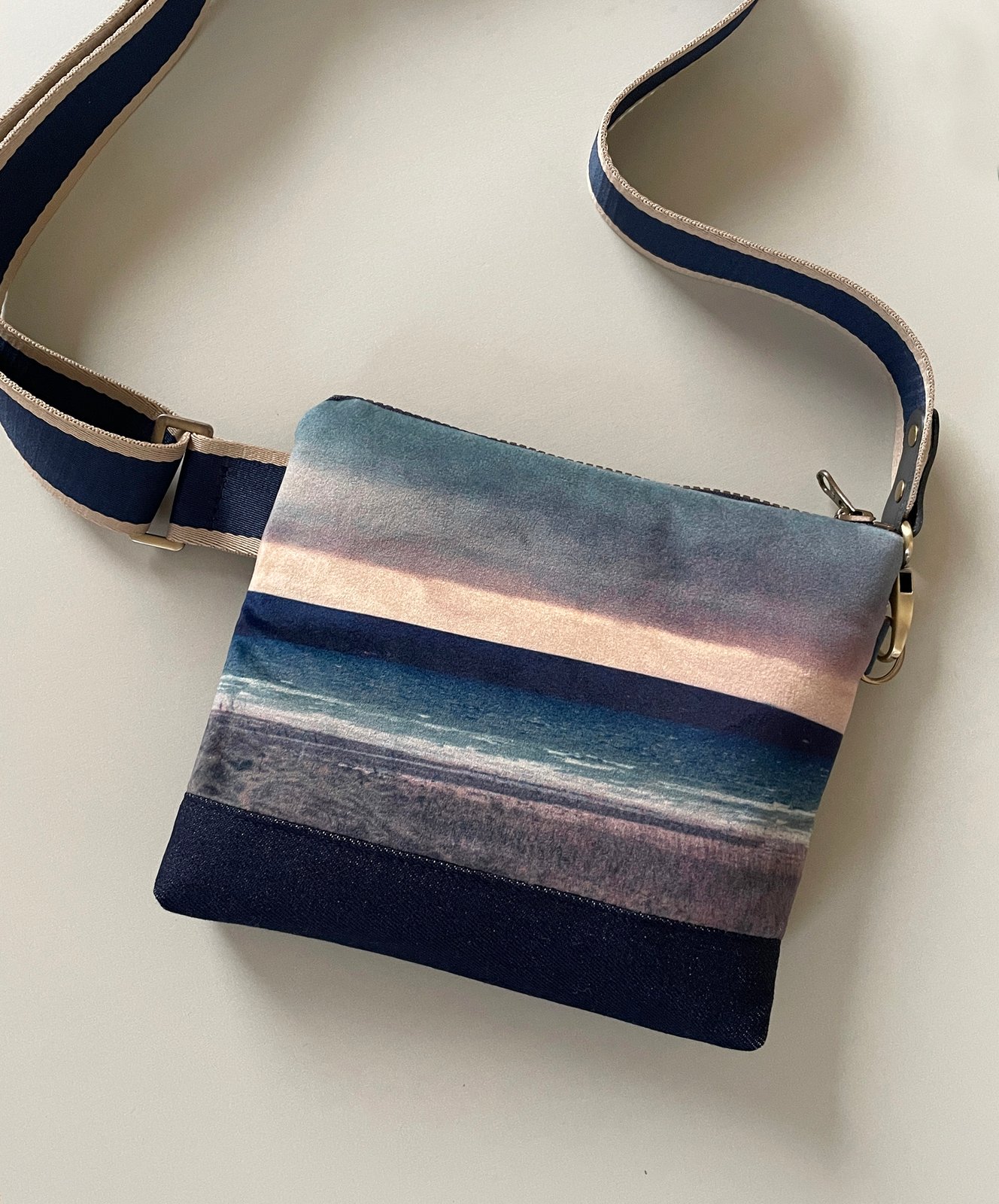 ZIPPER BAGS | Red Ruby Rose
