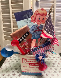 Vintage Ice Cream Carton With Lots of USA Patriotic Cheer