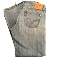 Image 1 of Men's Levi's 527 Vintage 2006, SZ 34/30 Low Rise , Boot cut , Med wash ,100% Cotton 