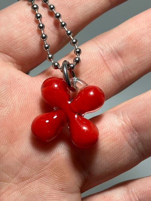 Image of fire red clover 