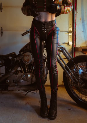 Image of Toxic Vision J Model pants