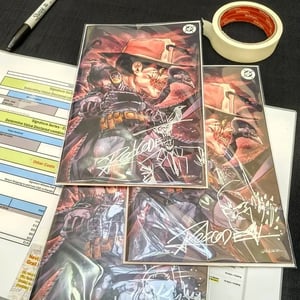 Image of HKCC Pre-Sale : ** Signed & Remarque ** Absolute Batman #19 retailer exclusive Redcode 