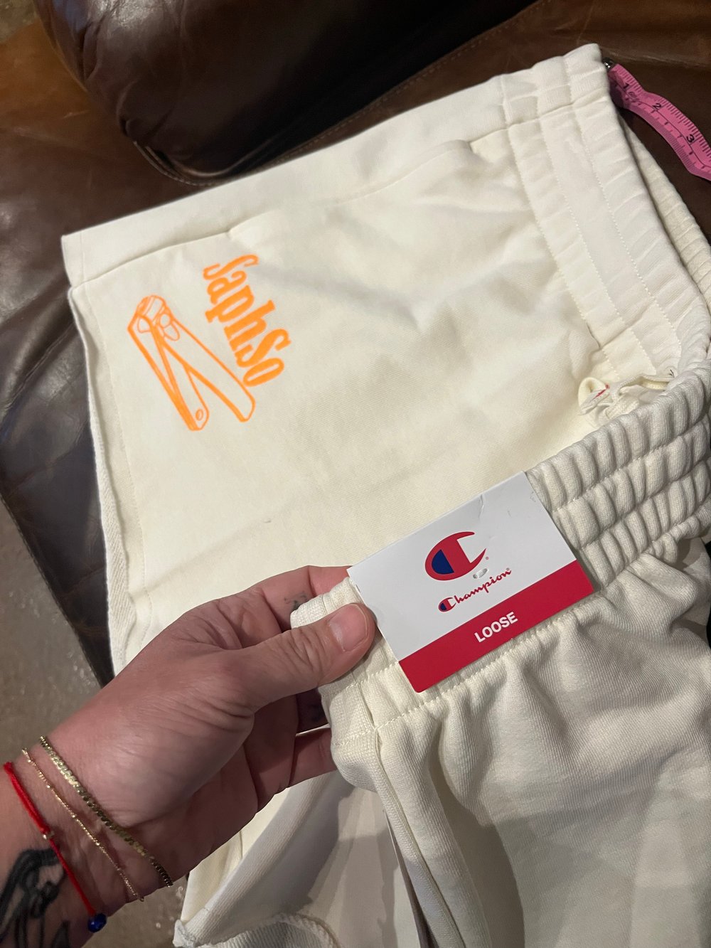 M  CHAMPION CREAM CLIPPERS LOGO TANG INK