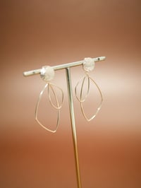 Image 4 of Petites Boucles d'Oreilles ZAÉ