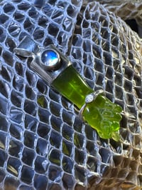 Image 7 of Green mano figa with ouroboros bangle