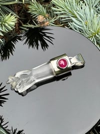 Image 15 of Quartz and ruby mano figa 