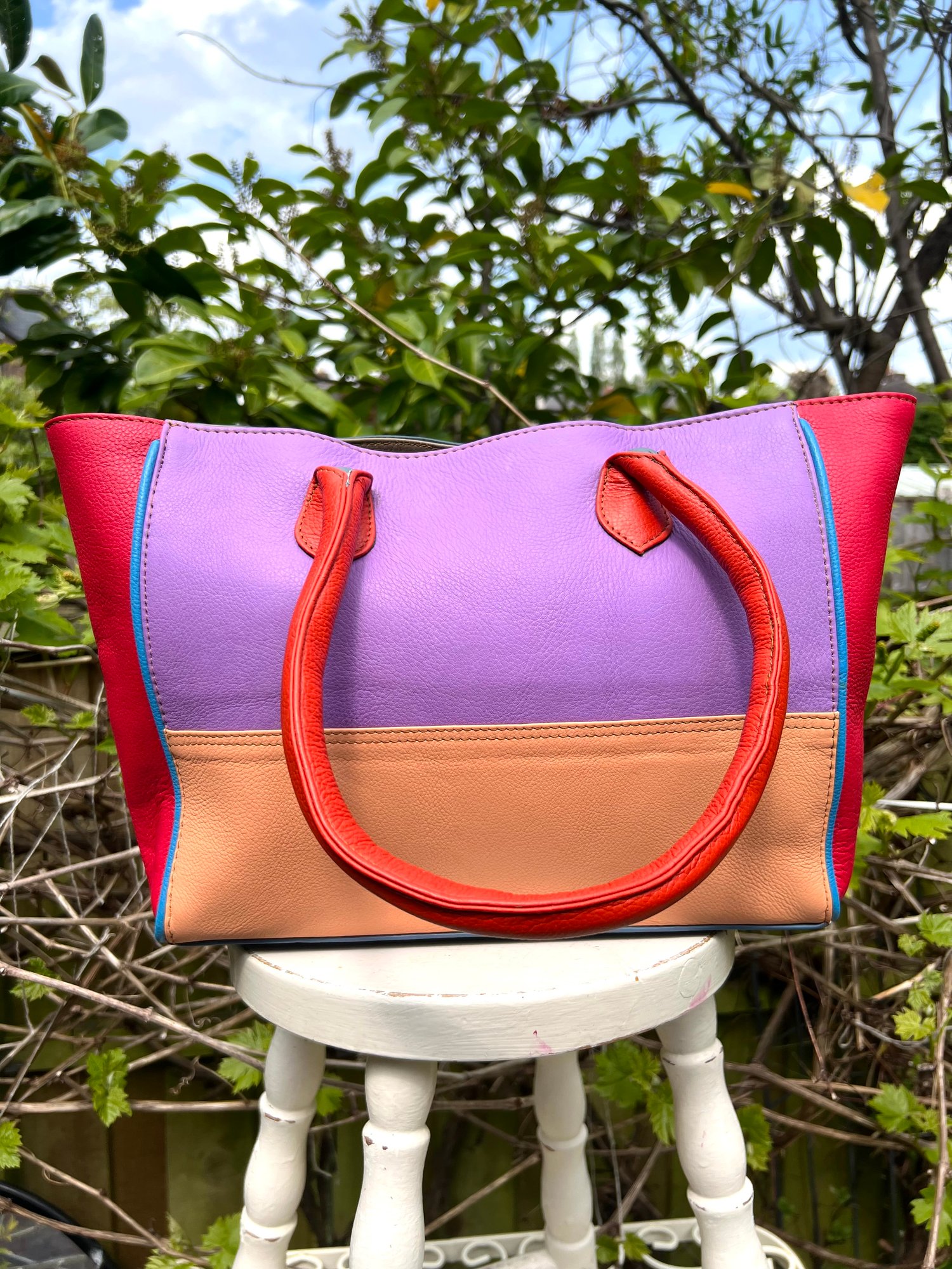 Image of Medium Leather/Tote #MT4
